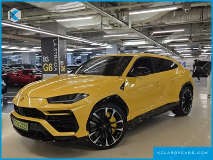 LAMBORGHINI URUS 4.0 V8