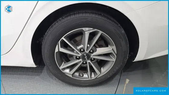 KIA K3 1.6