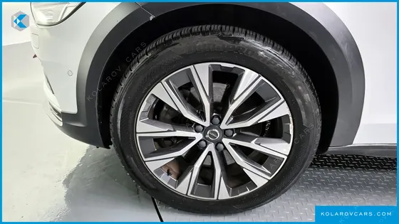 VOLVO V90 B5 PRO AWD