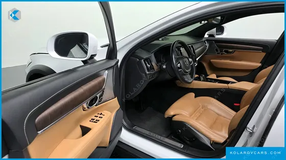 VOLVO V90 B5 PRO AWD