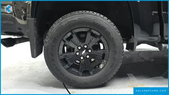 CHEVROLET (GM DAEWOO) COLORADO 3.6 Z71-X MIDNIGHT 4WD