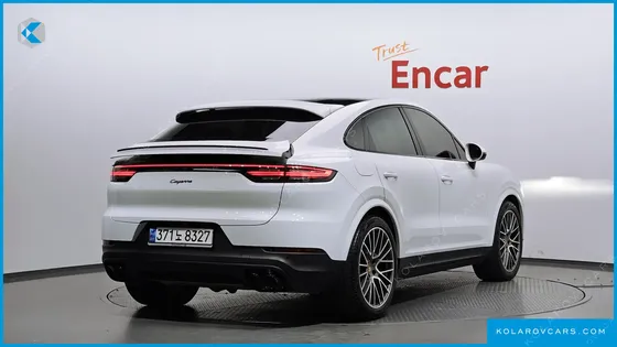 PORSCHE CAYENNE 3.0 COUPE PLATINUM EDITION