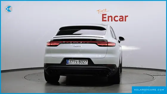 PORSCHE CAYENNE 3.0 COUPE PLATINUM EDITION