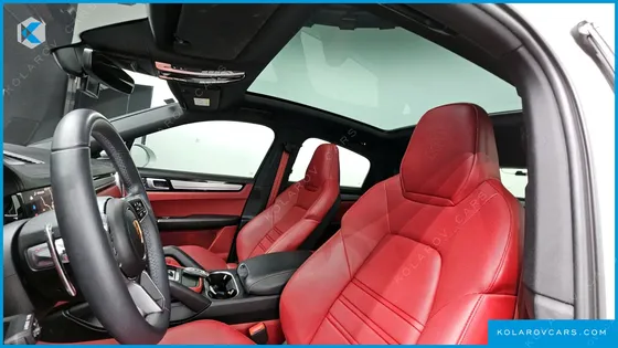 PORSCHE CAYENNE 3.0 COUPE PLATINUM EDITION