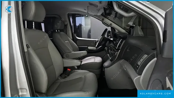 HYUNDAI STAREX URBAN 9-SEATER