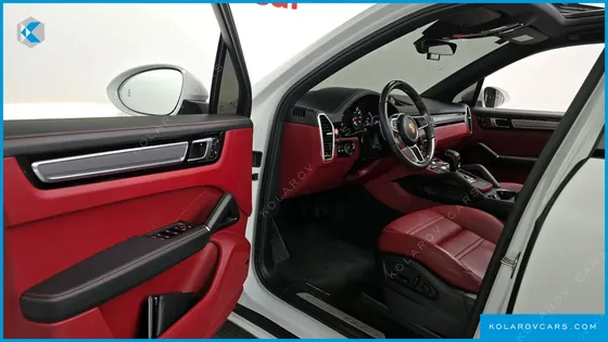 PORSCHE CAYENNE 3.0 PLATINUM EDITION