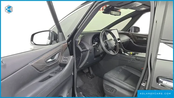 TOYOTA ALPHARD 2.5 HEV EXECUTIVE AWD