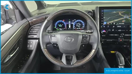TOYOTA ALPHARD 2.5 HEV EXECUTIVE AWD