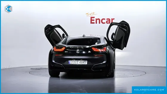 BMW I8 COUPE