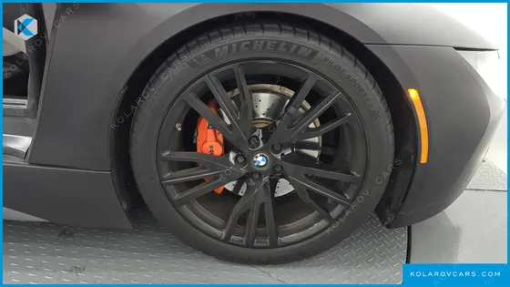 BMW I8 COUPE