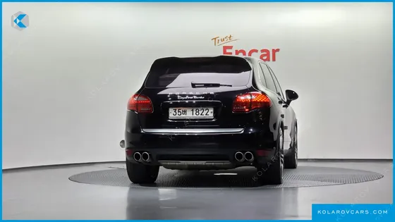 PORSCHE CAYENNE 4.8 TURBO