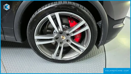 PORSCHE CAYENNE 4.8 TURBO
