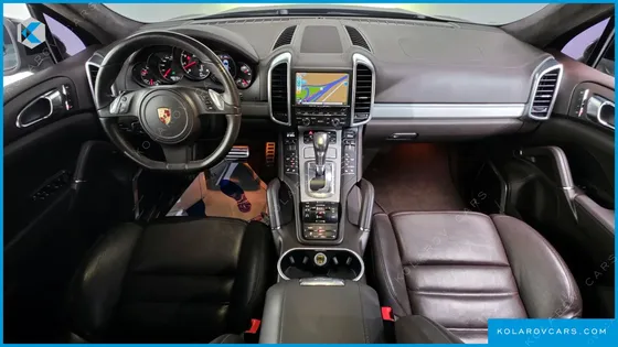 PORSCHE CAYENNE 4.8 TURBO