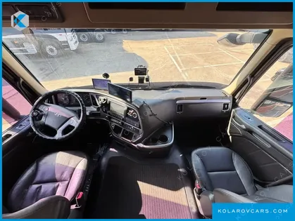 HYUNDAI EXCEED 10X4