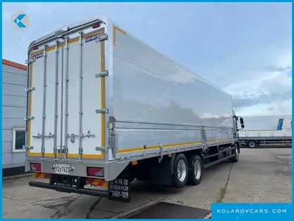 MAN TRUCK CARGO TRUCK 6X2