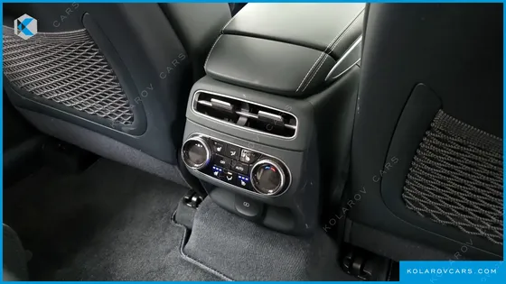 GENESIS GV70 E-AWD