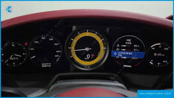 PORSCHE 911 CARRERA 4S