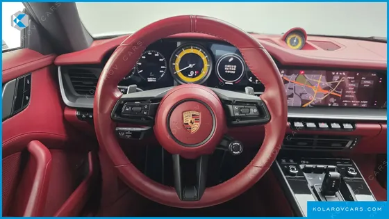 PORSCHE 911 CARRERA 4S