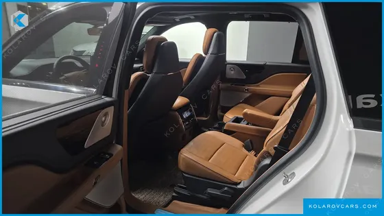 LINCOLN AVIATOR 3.0 BLACK LABEL AWD