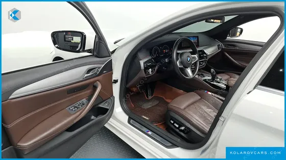 BMW 5 SERIES 520D XDRIVE M SPORT PACKAGE PLUS