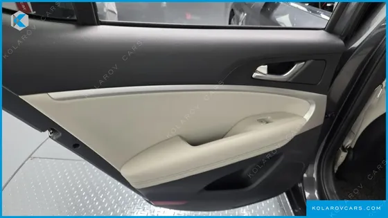 GENESIS G70 2.2D