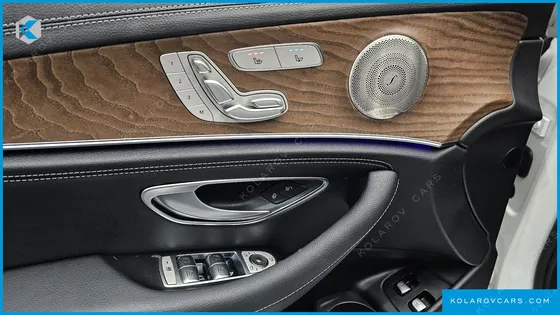 MERCEDES E-CLASS E300E 4MATIC EXCLUSIVE