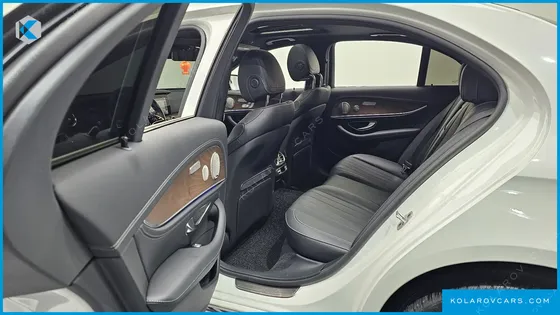 MERCEDES E-CLASS E300E 4MATIC EXCLUSIVE