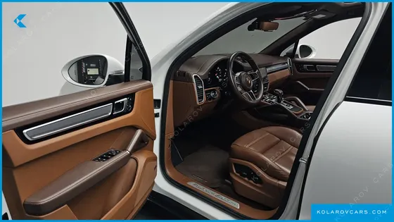 PORSCHE CAYENNE 3.0