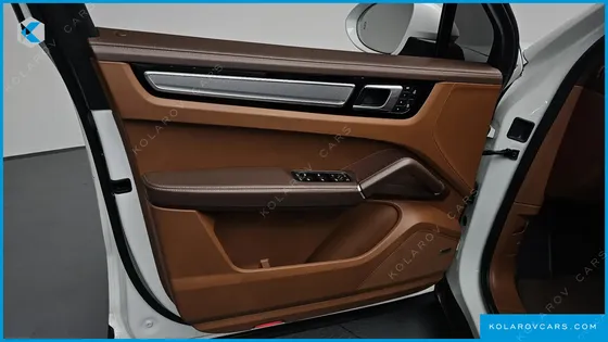 PORSCHE CAYENNE 3.0