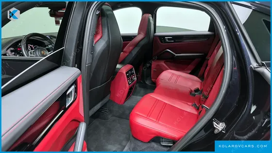 PORSCHE CAYENNE 3.0 COUPE