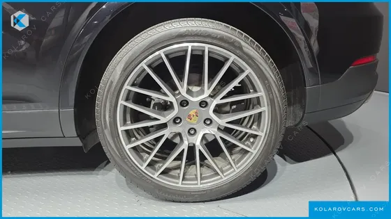 PORSCHE CAYENNE 3.0