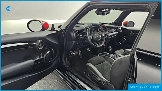 MINI COOPER JCW PAT MOSS EDITION