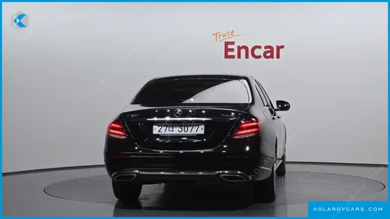 MERCEDES E-CLASS E300 4MATIC EXCLUSIVE