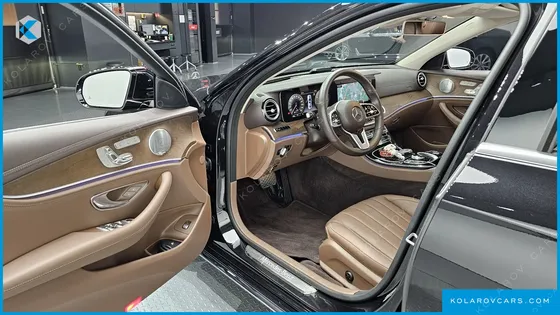 MERCEDES E-CLASS E300 4MATIC EXCLUSIVE