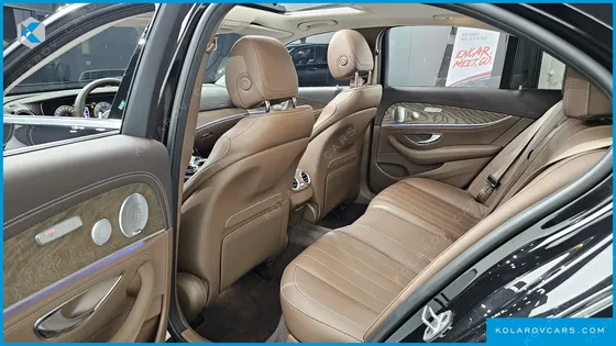 MERCEDES E-CLASS E300 4MATIC EXCLUSIVE