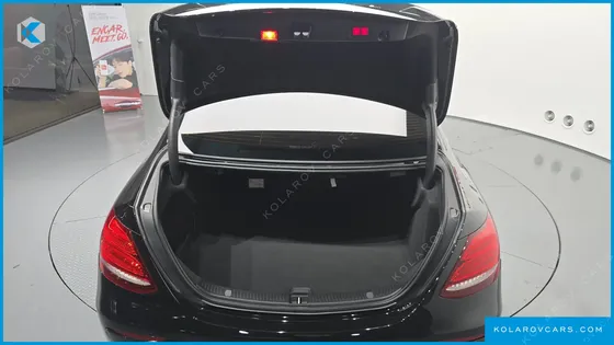 MERCEDES E-CLASS E300 4MATIC EXCLUSIVE