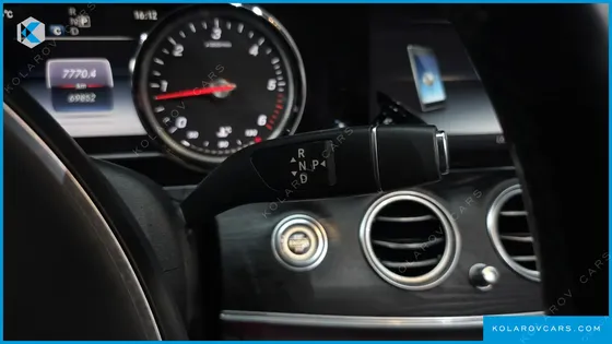 MERCEDES E-CLASS E220D 4MATIC AVANTGARDE