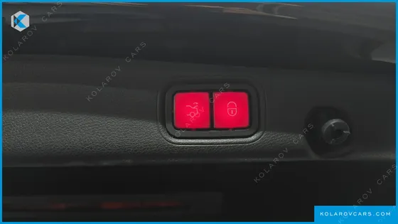 MERCEDES E-CLASS E220D 4MATIC AVANTGARDE