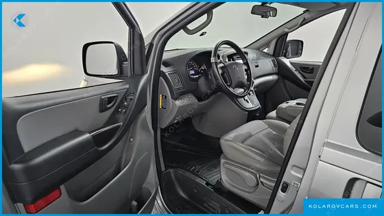 HYUNDAI STAREX CAMPING CAR