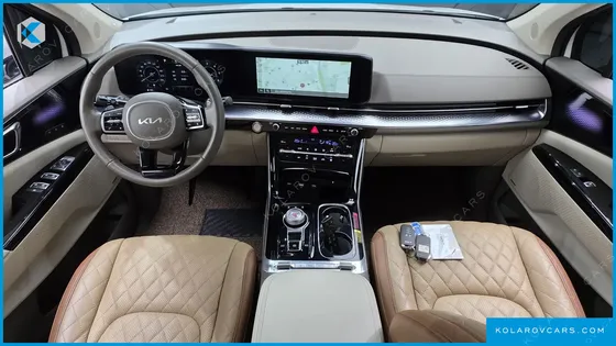KIA CARNIVAL 9-SEATER HI-LIMOUSINE