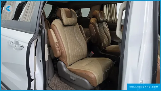 KIA CARNIVAL 9-SEATER HI-LIMOUSINE