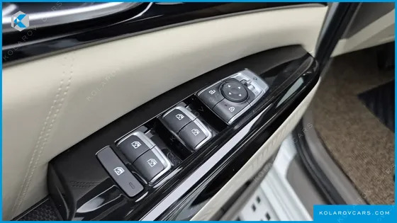 KIA CARNIVAL 9-SEATER HI-LIMOUSINE