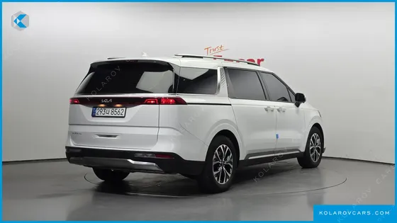 KIA CARNIVAL 9-SEATER SIGNATURE