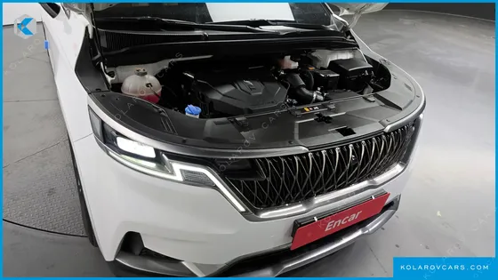 KIA CARNIVAL 9-SEATER SIGNATURE
