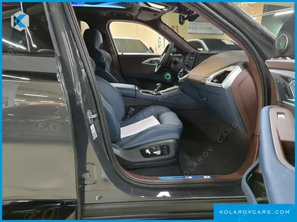 BMW XM 4.4