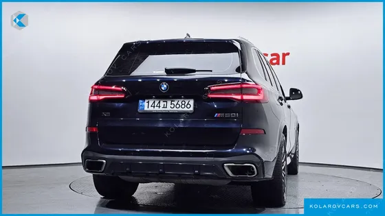 BMW X5 M50I