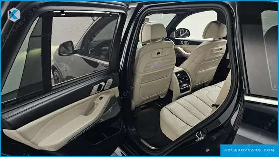 BMW X5 M50I