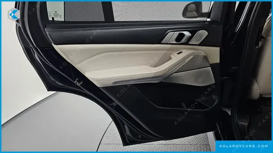 BMW X5 M50I