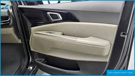 KIA CARNIVAL 9-SEATER GRAVITY