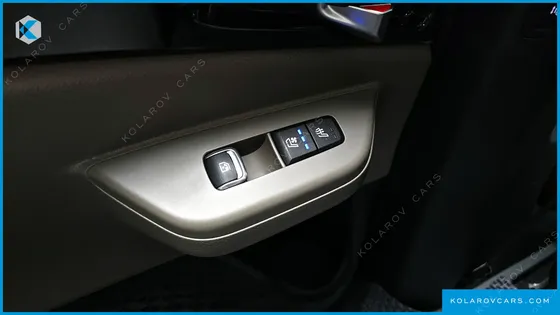 KIA CARNIVAL 9-SEATER GRAVITY
